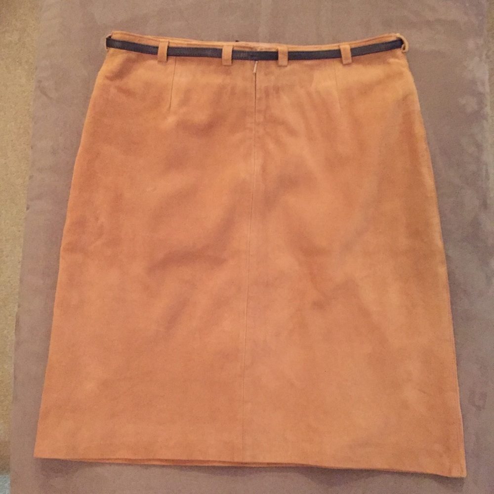 8P Mini Skirt - Picture 2 of 5
